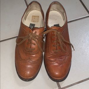 Vintage brown leather oxfords